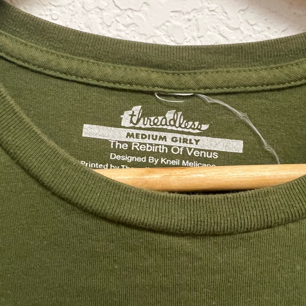 “Rebirth of Venus” Threadless Olive Green Tee Girly Cut Medium - Picture 2 of 4